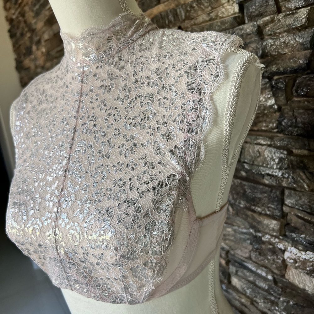 Victoria's Secret Sheer Lace Top in Light Pink - Picture 6 of 14